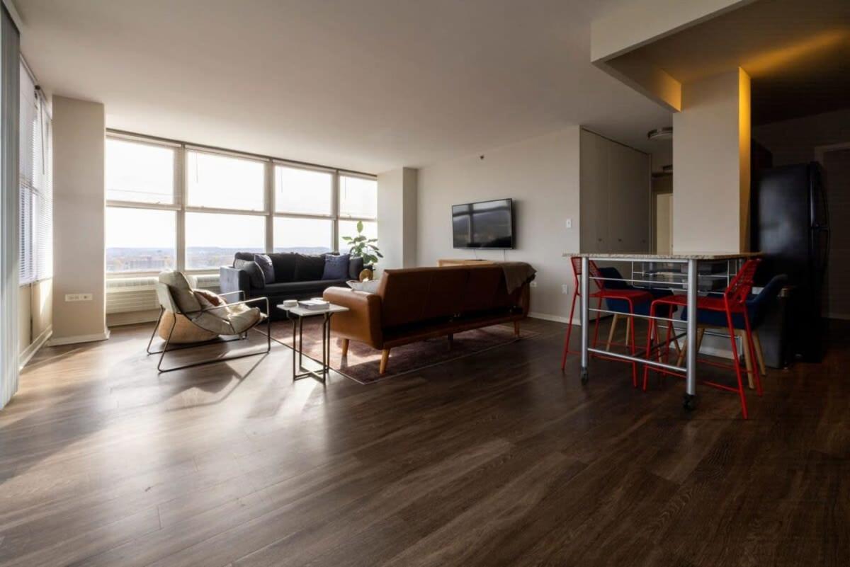 Cozysuites 800 Tower 2br With Gym! 33 Apartment